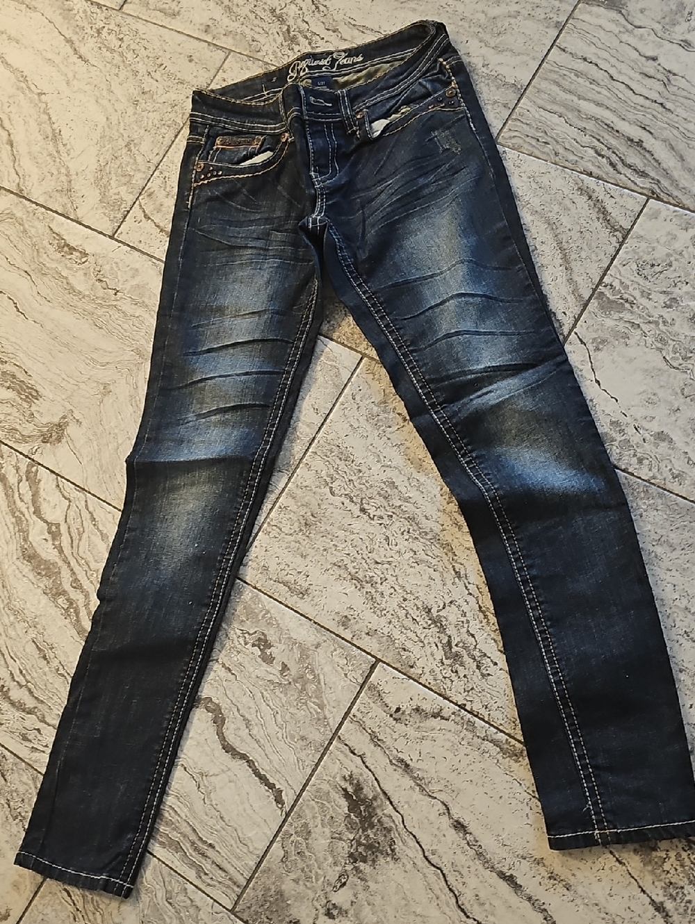 Women's Dark Wash Skinny Jeans